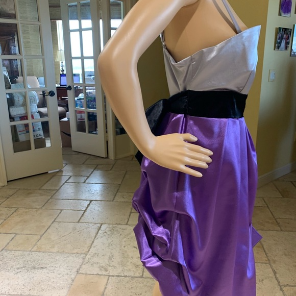 Iz byer dress perfect for a cocktail or formal - Picture 4 of 6